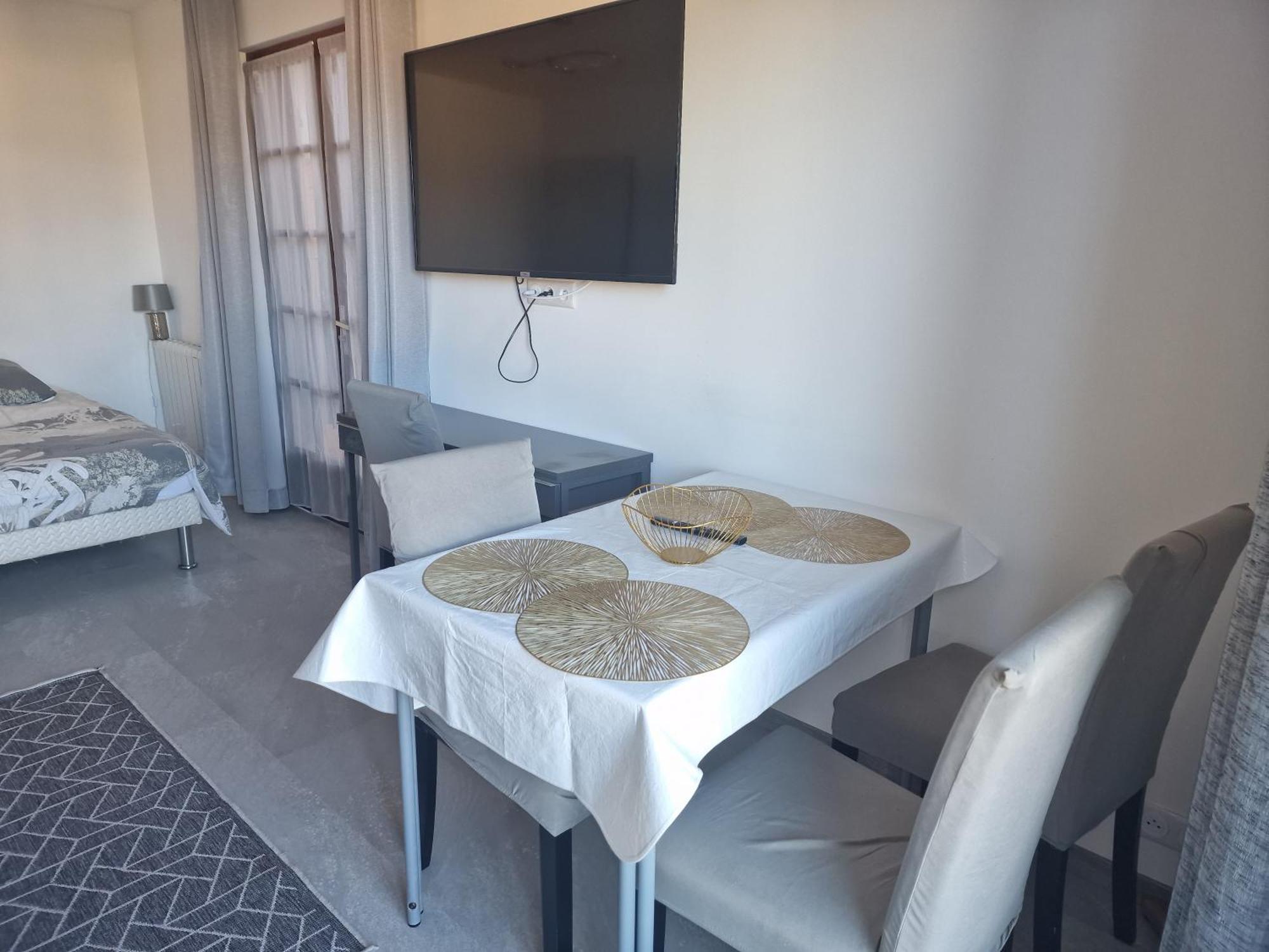 Ravissant Appartement Saint-Raphael Piscine ห้อง รูปภาพ