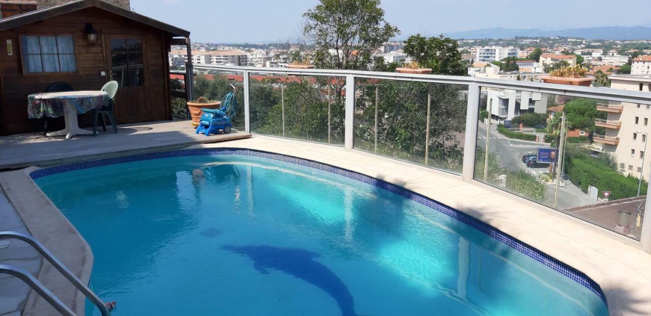 Ravissant Appartement Saint-Raphael Piscine ภายนอก รูปภาพ